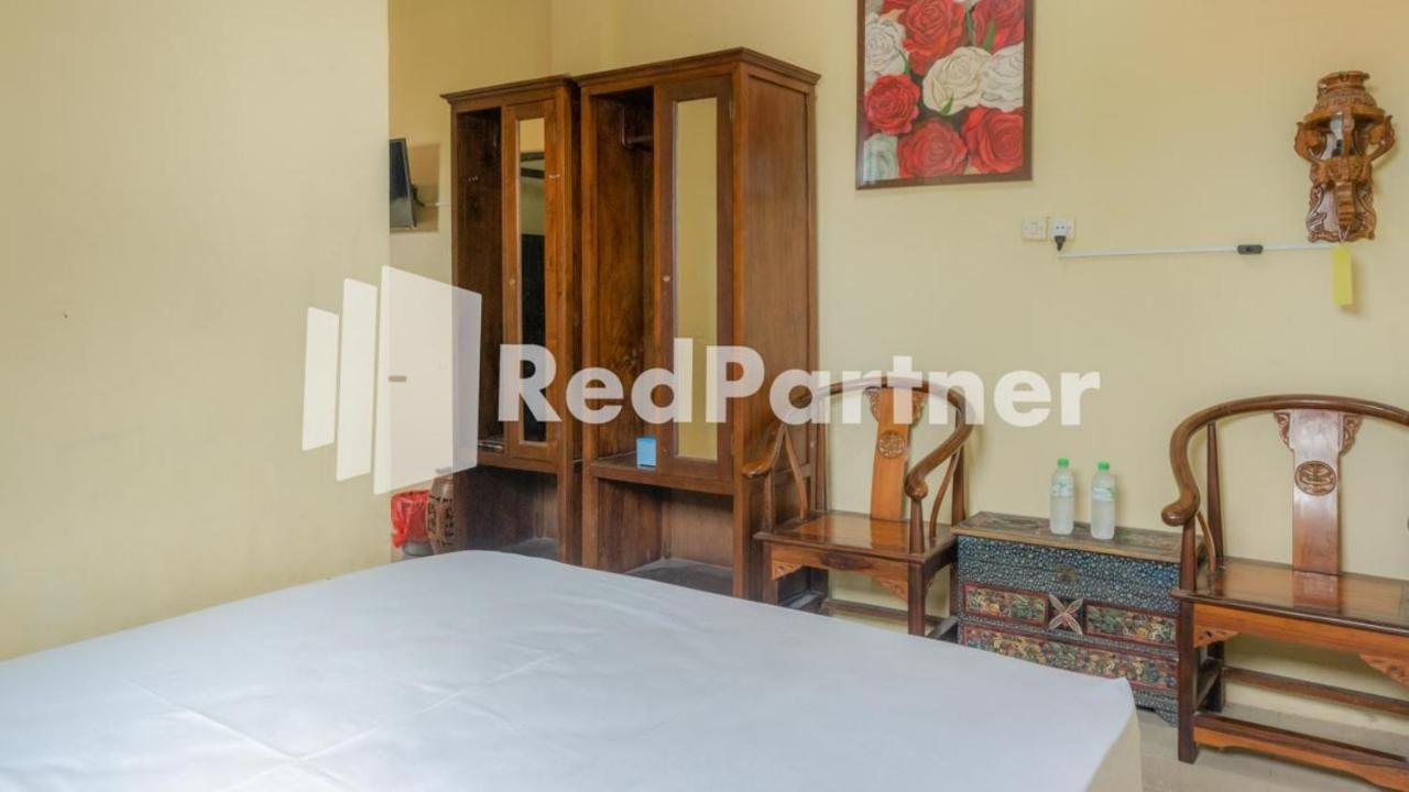Vandhela Homestay Syariah Mitra Reddoorz Surabaya Exterior foto